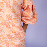 DAISY peachy flowers