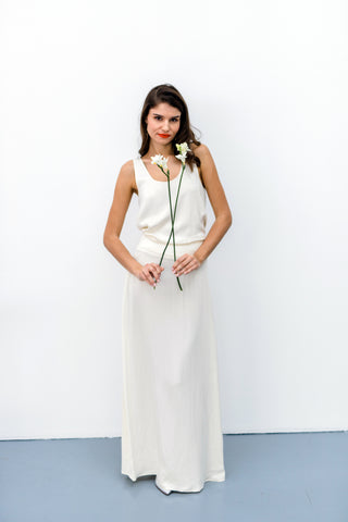 VALI vintage white